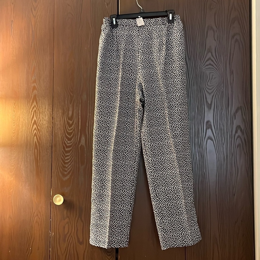 Appleseeds black and white silky feel lounging pants. Size 14. NWT.